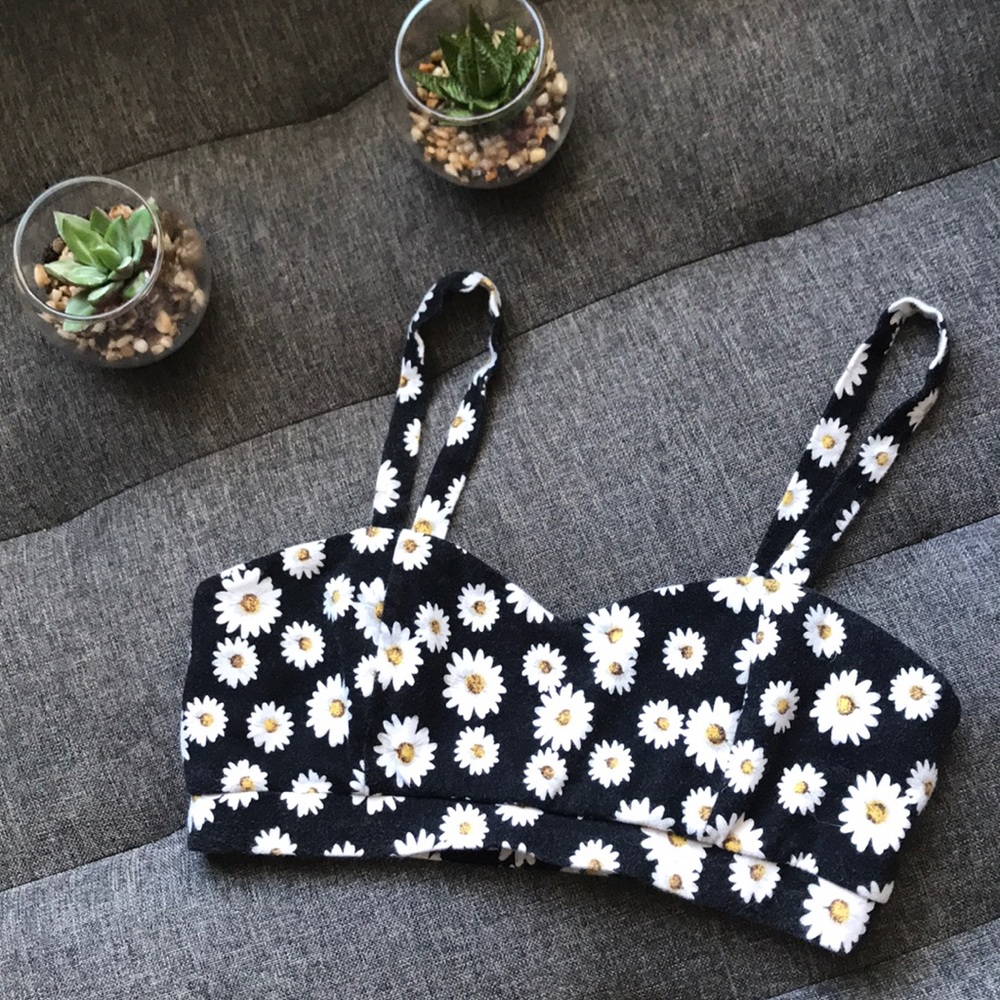 Daisy Bandeau
